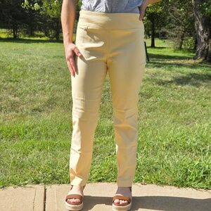 NWOT LC by Laura Cruz Pants Size 10